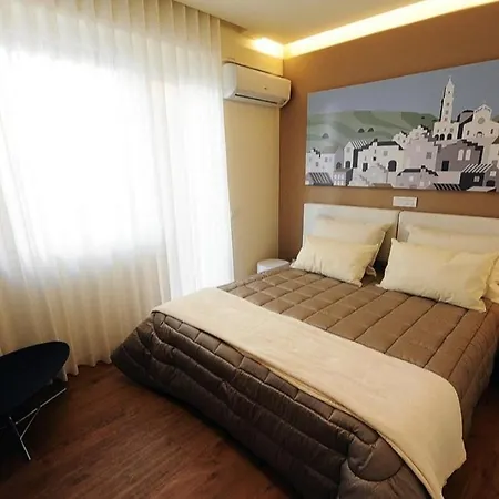 Interno 9 * Matera
